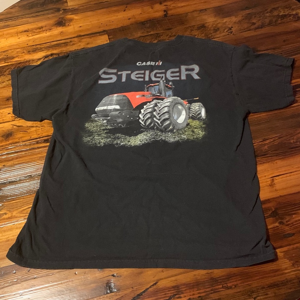 CASE IH Steiger tractor short-sleeve t-shirt LARGE WORN